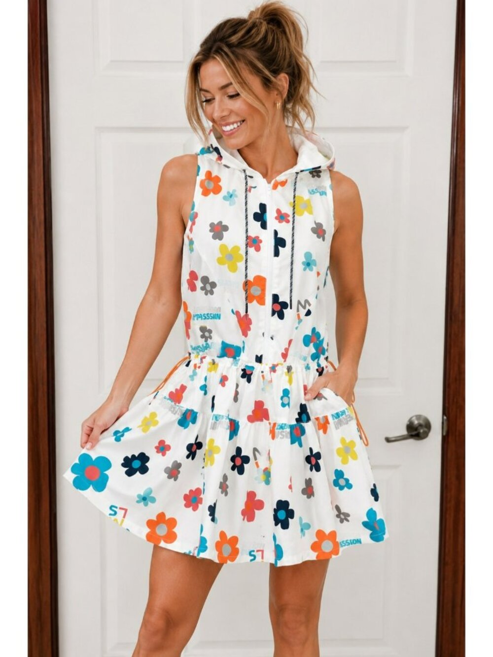 Magnlens Colorful Floral Sleeveless Hooded Mini Dress | Women’s Small | Like New